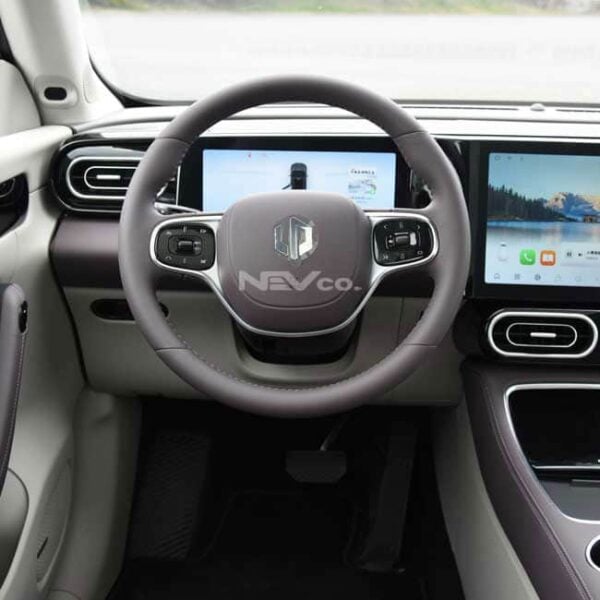 White_Leapmotor C11 - Image 9