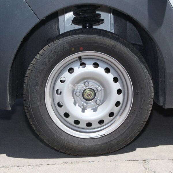 White_Foton E7 - Image 13