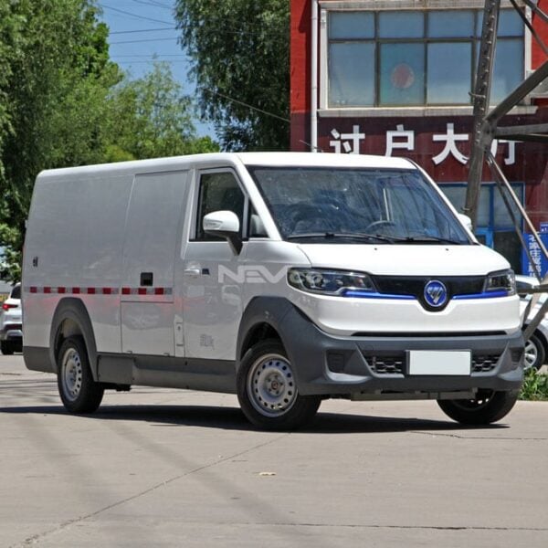 White_Foton E7 - Image 3