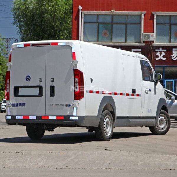 White_Foton E7 - Image 7