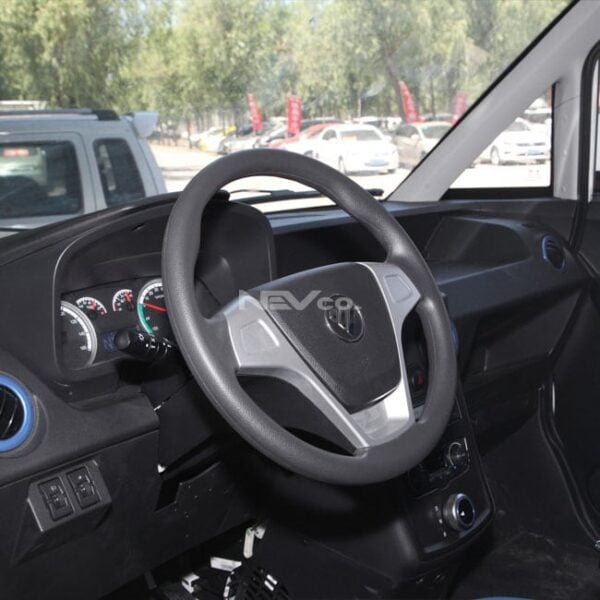 White_Foton E7 - Image 9