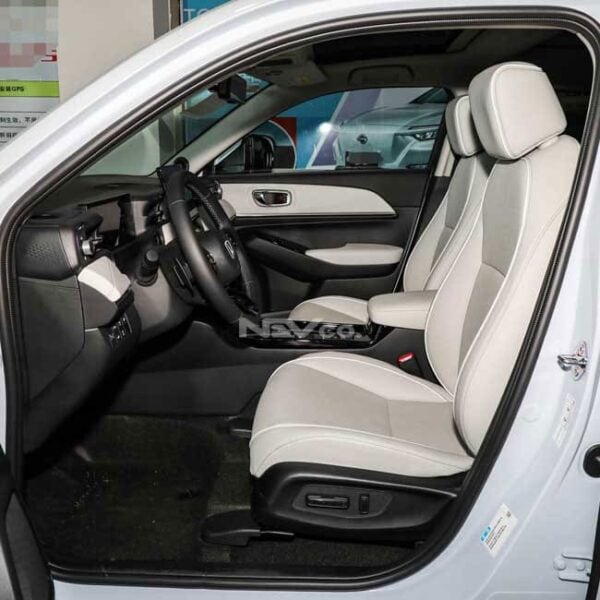 White_Honda E:NP1 - Image 10