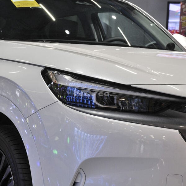 White_Honda E:NP1 - Image 8