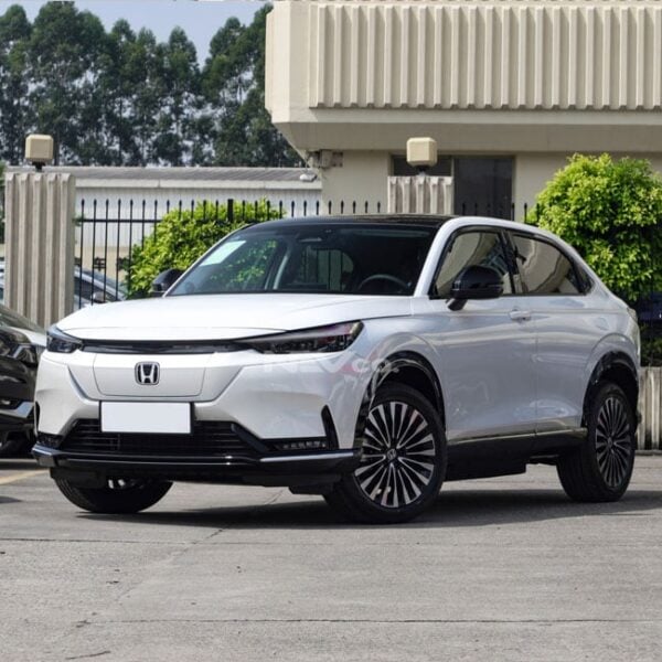 White_Honda E:NS1