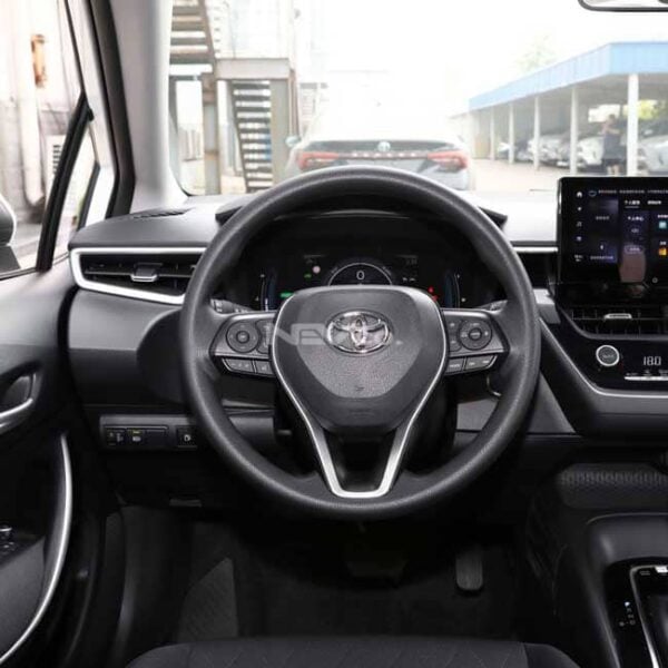 Black_Toyota Corolla - Image 9