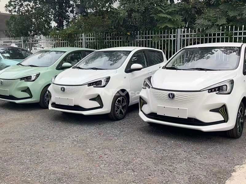 Changan benben estar export to saudi arabia