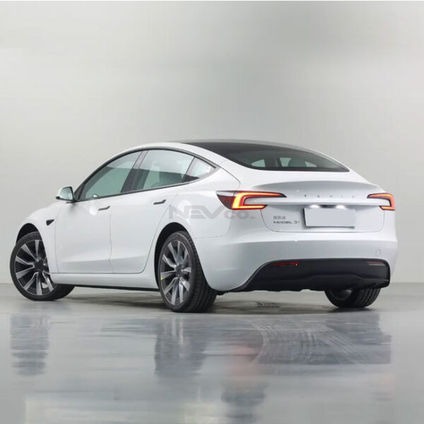 White_Tesla Model 3 - Image 5
