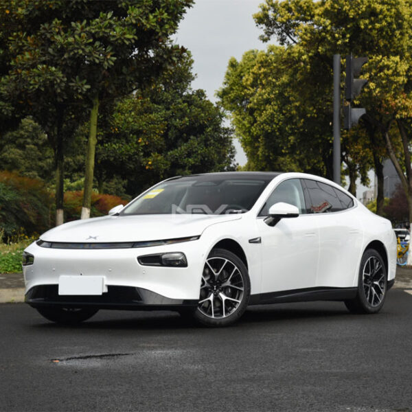 White_XPeng P7