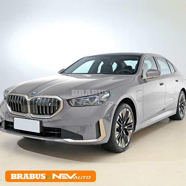 BMW i5 Frosted Pure Gray