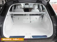 EQE-SUV-space_4