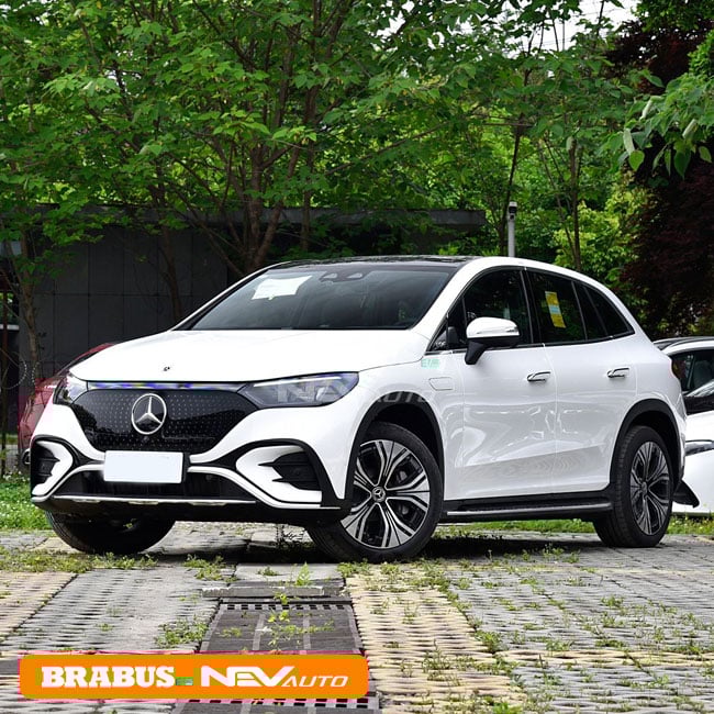EQE SUV Arctic White