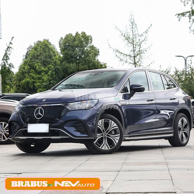 EQE SUV Sodium Blue