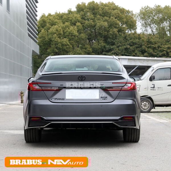Gray_Toyota Camry - Image 4