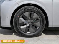 MEGA-detail_2