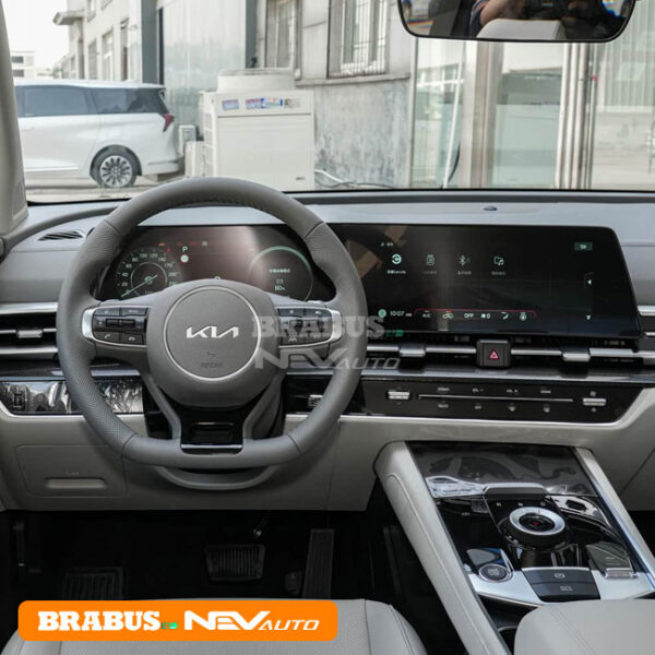 White_KIA Sportage - Image 9