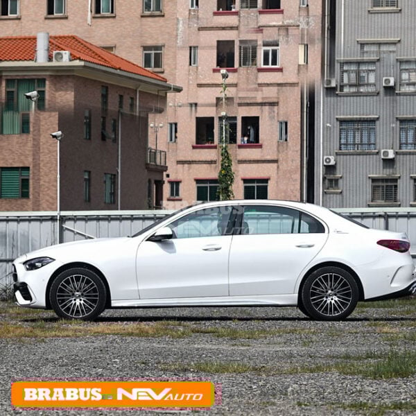 White_BENZ C - Image 4