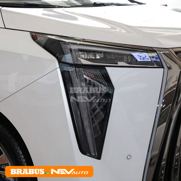 White_Trumpchi M8 - Image 8