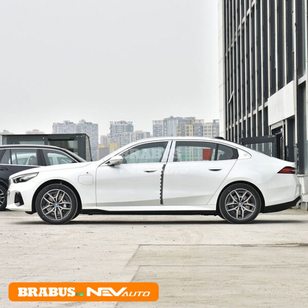 White_BMW I5 - Image 4