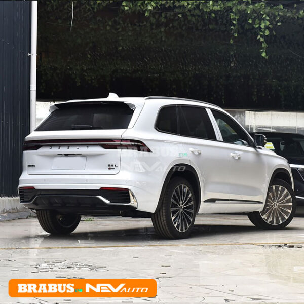White_Geely XingYue L - Image 7