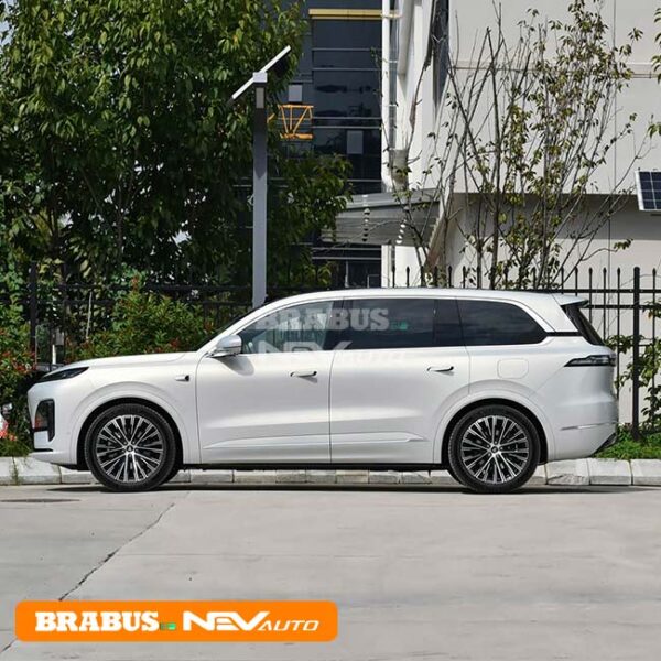 Changan Deepal S09 - Image 4