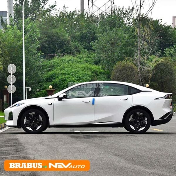 Changan Deepal SL03 - Image 4