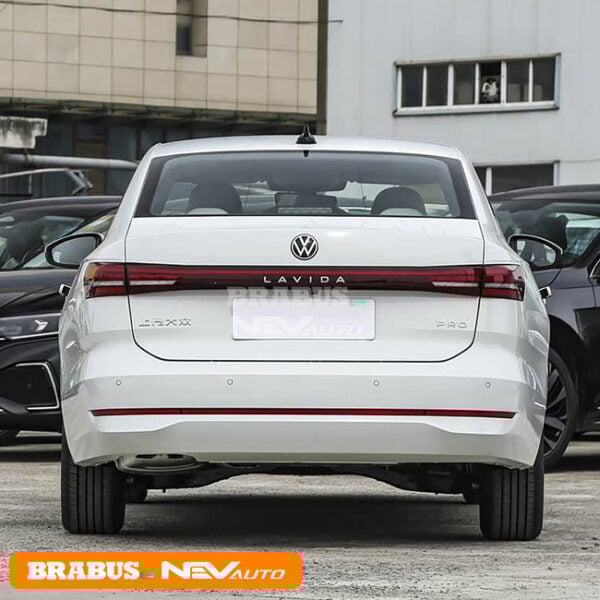 Volkswagen Lavida - Image 6