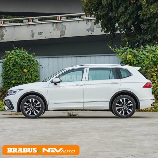 Volkswagen Tiguan L - Image 4
