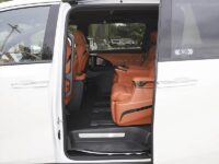 Trumpchi-M8-space_3